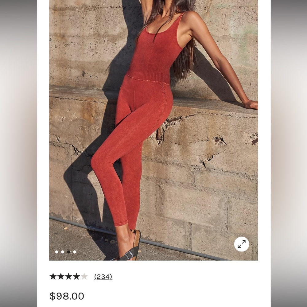 Free people movement. One piece.
